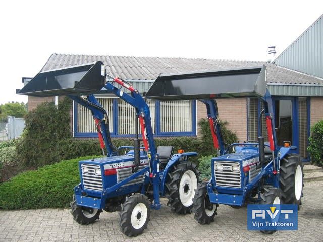 RVT voorlader Werktuigen - Robert Vijn B.V. is gespecialiseerd werktuigen voor mini tractoren machines. Voor gebruikte minitractoren en werktuigen van diverse merken.